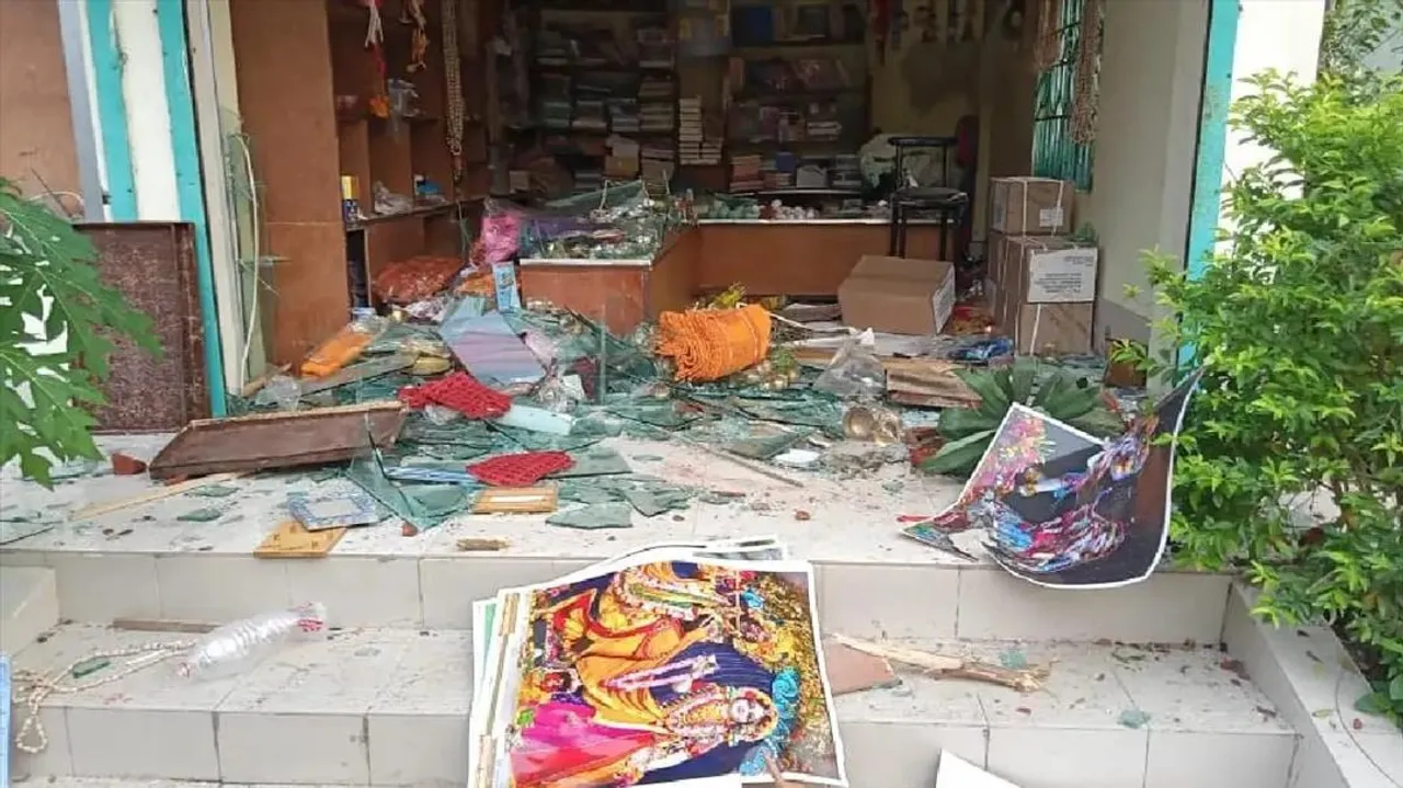 बांग्लादेश में अब इस्कॉन मंदिर पर हमला