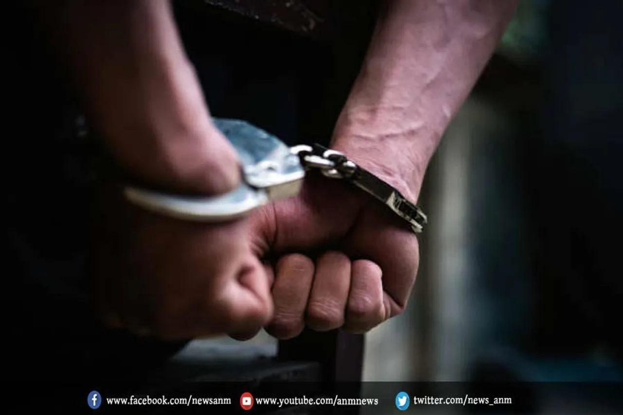 अल कायदा से जुड़े दो लोगों की गिरफ्तारी