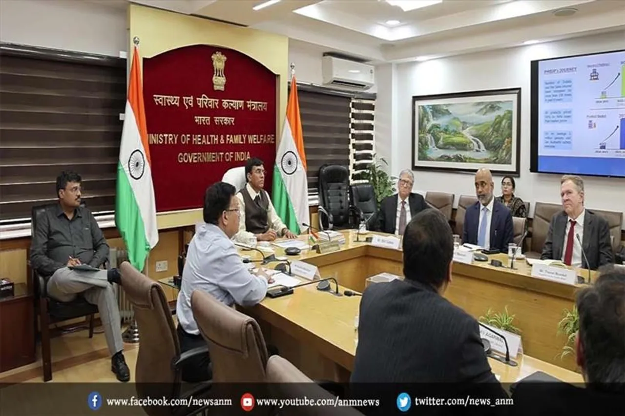 बिल गेट्स ने की मनसुख मंडाविया ने मुलाकात
