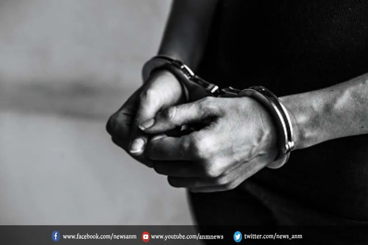 बीएसएफ अफसर समेत 200 से ज्यादा लोगों से ठगी का मामला