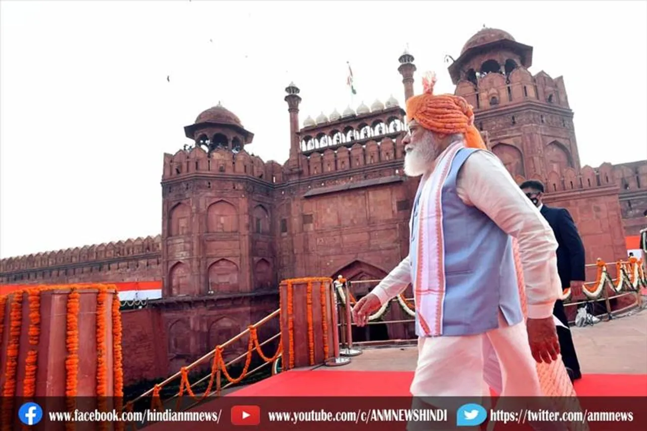 स्वतंत्रता सेनानियों को पीएम मोदी ने किया याद