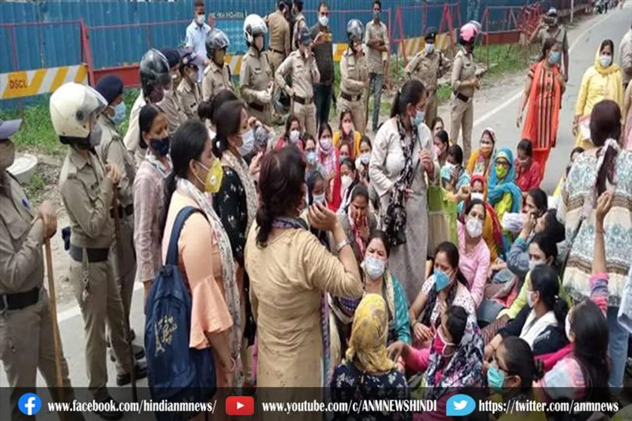 जानिए, बेरोजगार युवाओं के मुख्यमंत्री आवास कूच का कारण