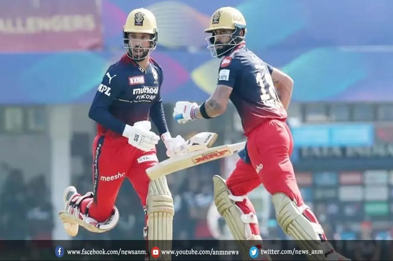GT vs RCB: बैंगलोर ने एक विकेट गंवाकर 75 रन बना लिए