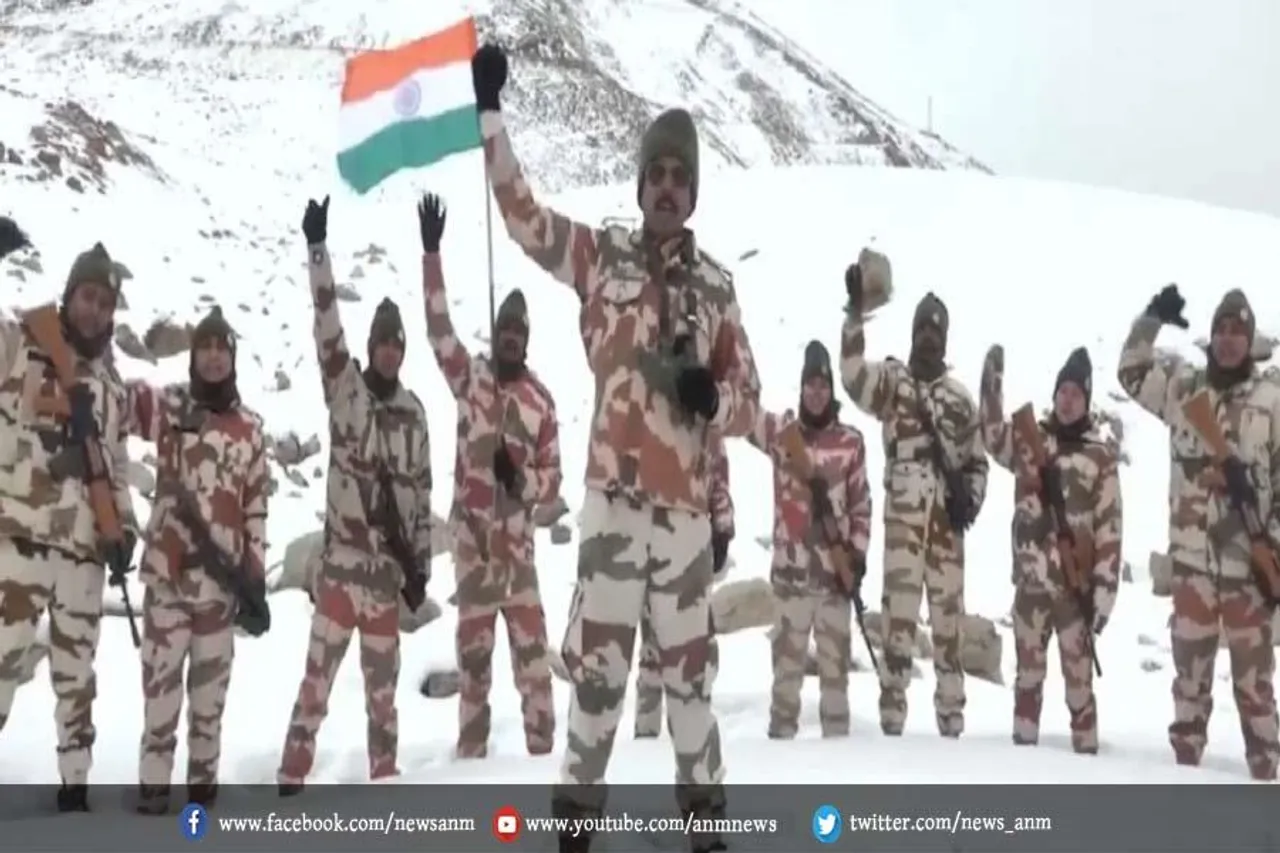 हिम वीर किस तरह करते है भारी बर्फ के बीच ट्रेनिंग : देखिए वीडियो