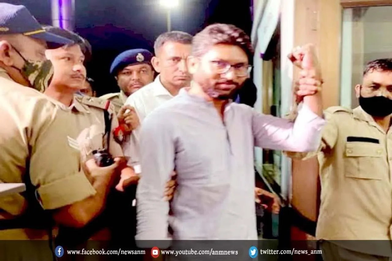 पुलिस से मारपीट मामला: जिग्नेश मेवाणी को मिली जमानत