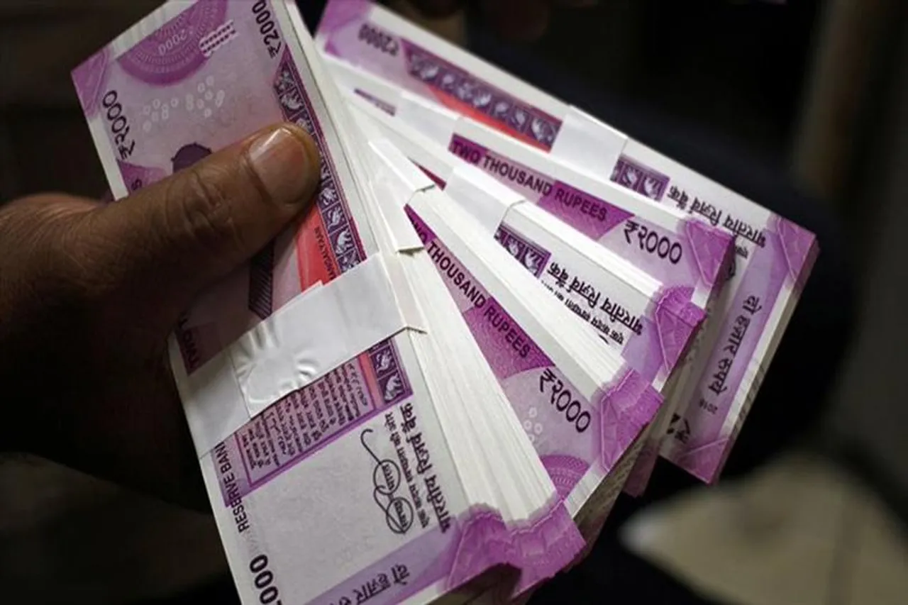 हेड कांस्टेबल के ठिकानो पर छापेमारी