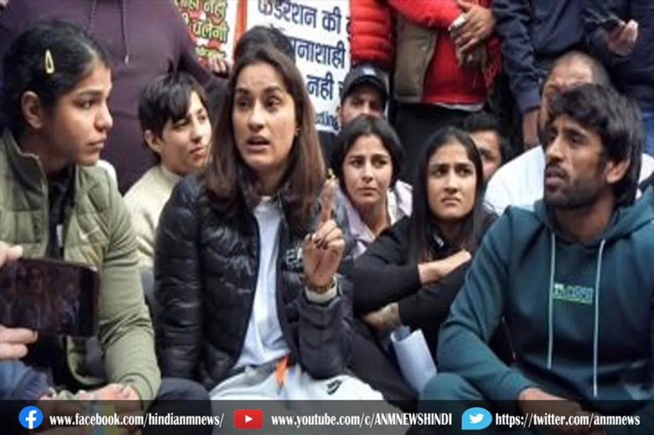 भारत को मैडल दिलाने वाले पहलवान धरने पर