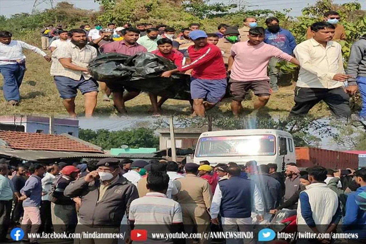 सलानपुर में खेत के कीचड़ में मिला युवक का शव, परिजनों ने किया सड़क जाम