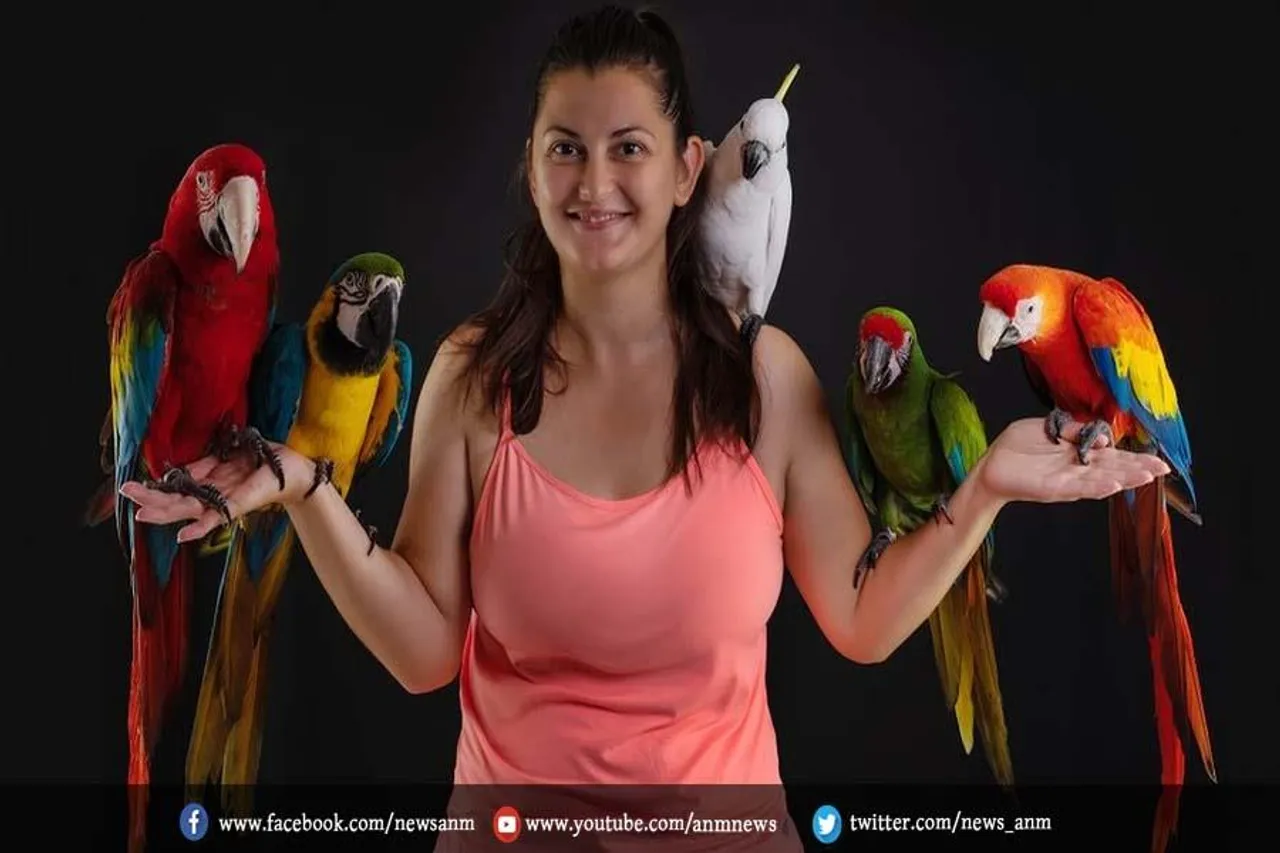 VIDEO: इंसानों छोड़िए, यंहा जानवर भी बन रहे हैं इंटरनेट स्टार