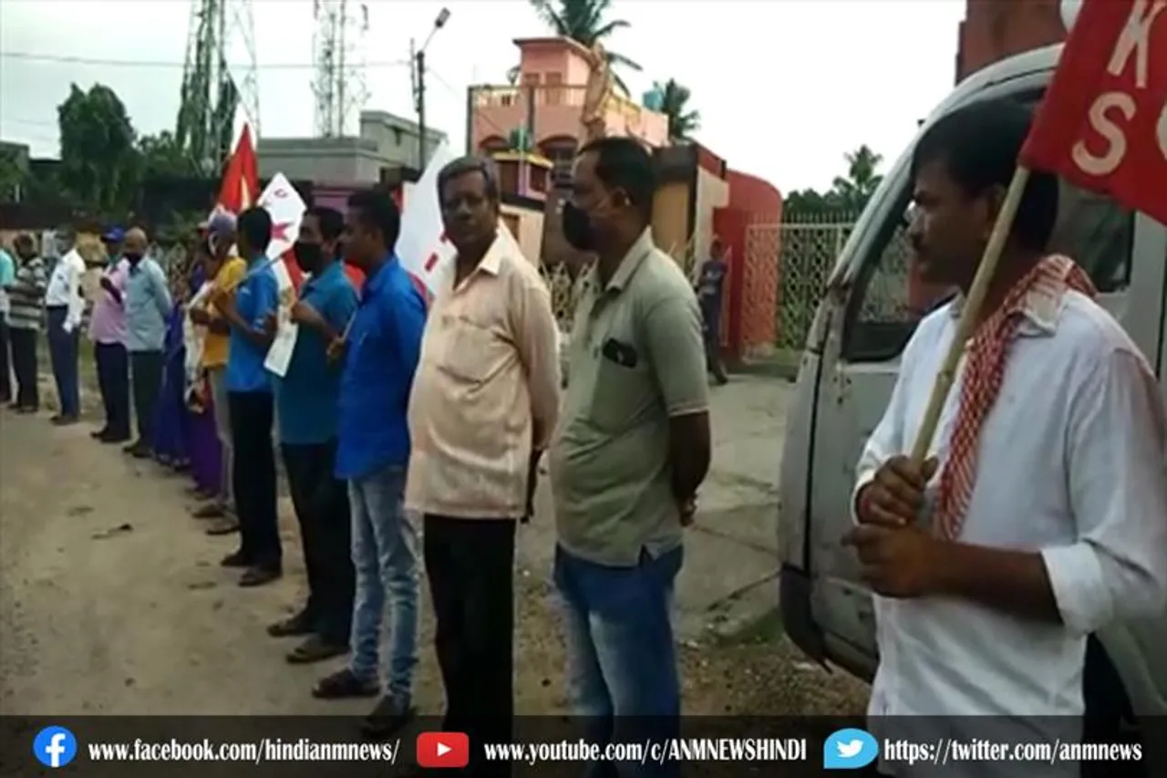 अफगानिस्तान में फंसे भारतीयों को वापस लाने की मांग