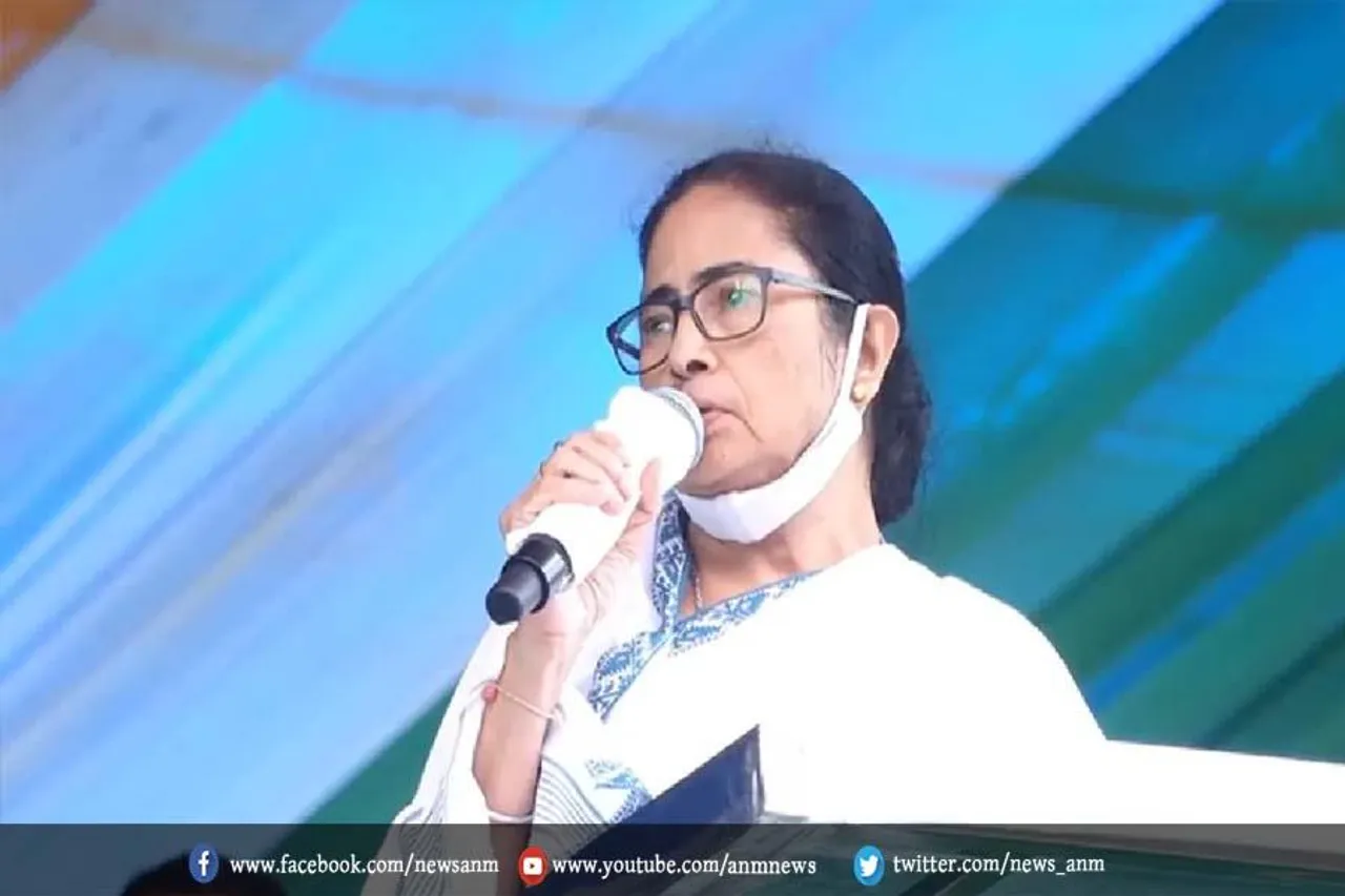ममता बनर्जी ने बीजेपी पर बरसे