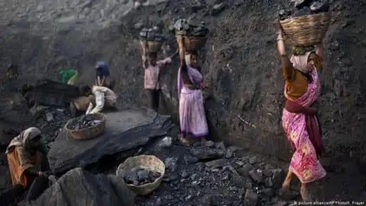 सरकार ने कहा, पर्याप्त है कोयला