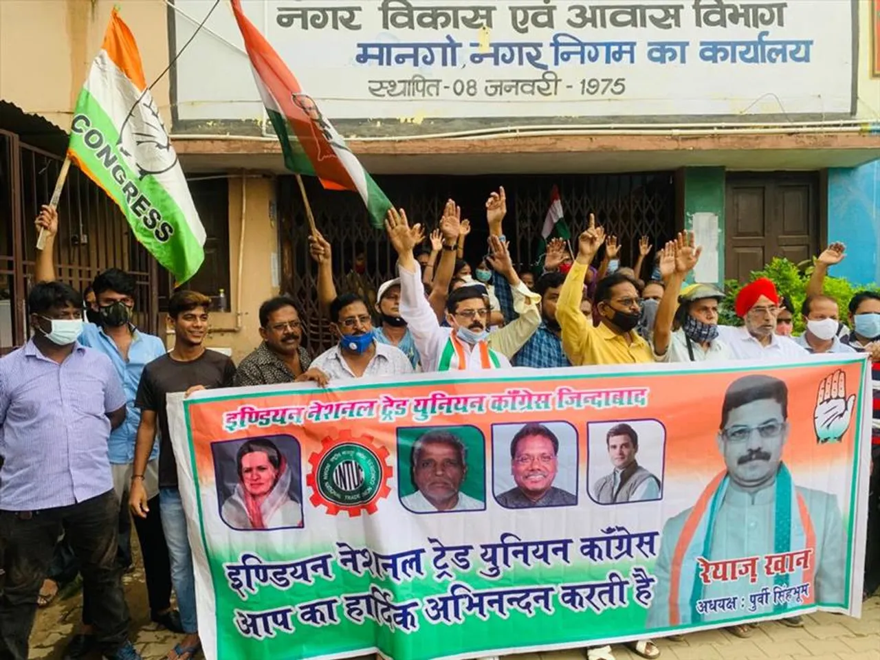 मानगो नगर निगम में साफ-सफाई के नाम पर बिचौलियों : रियाज खान