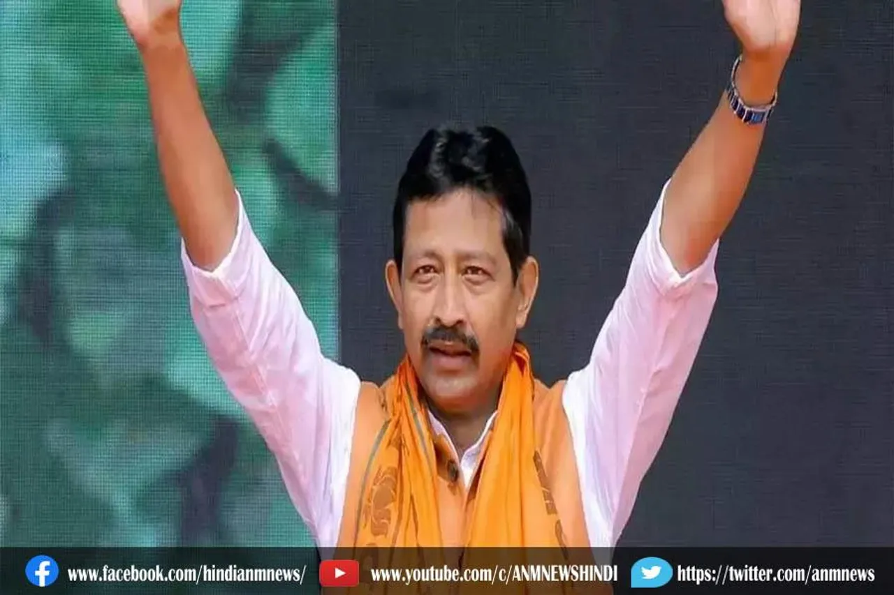 नेता राजीव बनर्जी का बधाई नीरज को