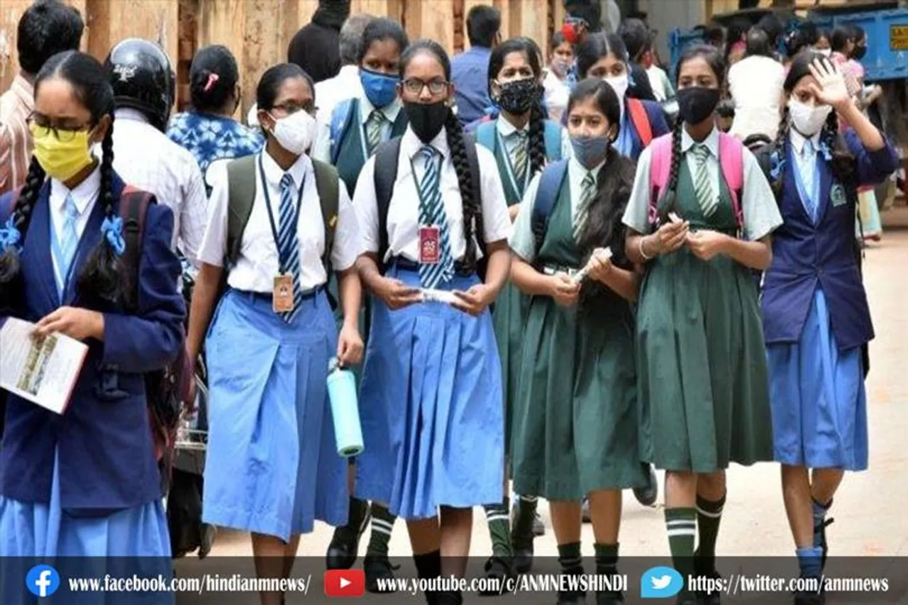 बड़ा ऐलान : इस बार स्कूली छात्रों को आधार शामिल करना होगा