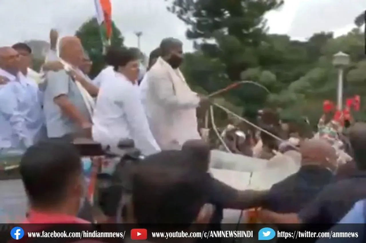 कांग्रेस ने ईंधन और रसोई गैस की कीमतों का विरोध किया