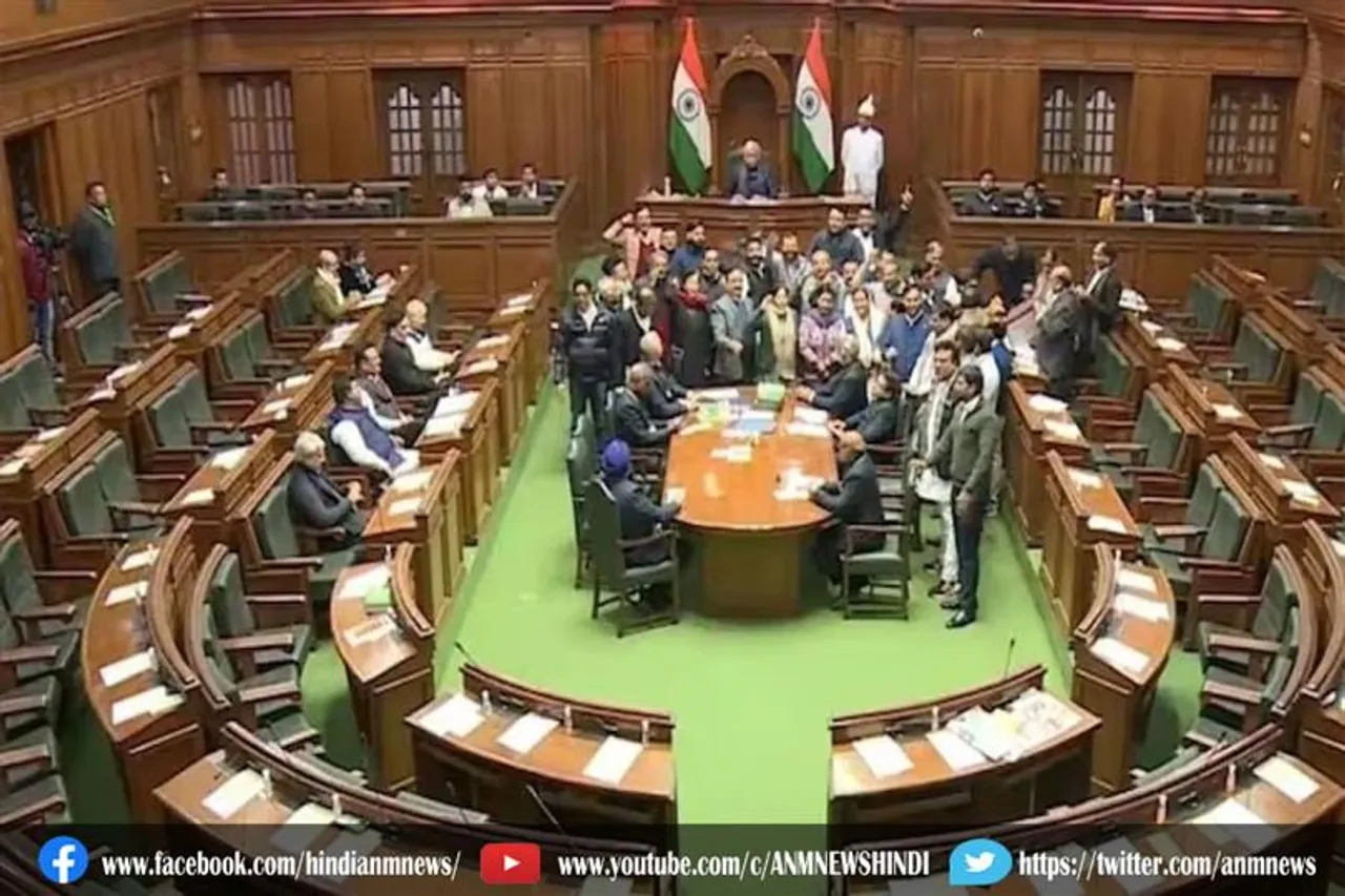 दिल्ली विधानसभा में तीसरे दिन भी हंगामा