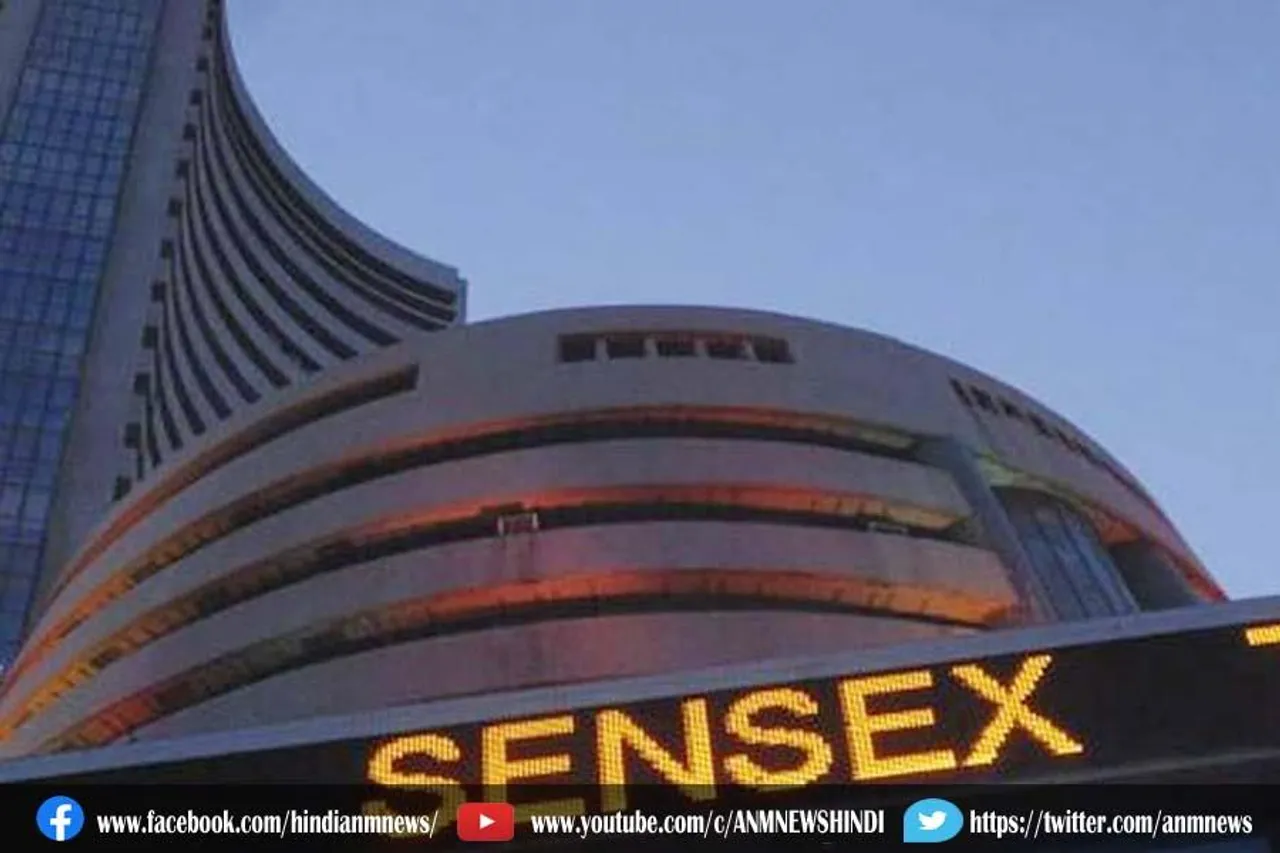 सेंसेक्स 250 अंक गिरा, निफ्टी 15,700 के नीचे फिसला