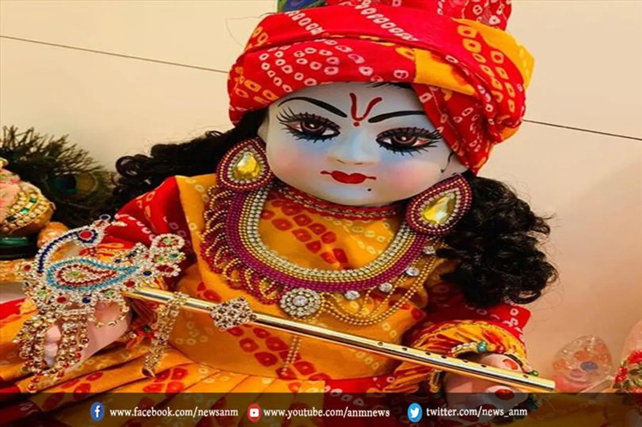 ये पांच चीजें भगवान श्री कृष्ण को बेहद प्रिय