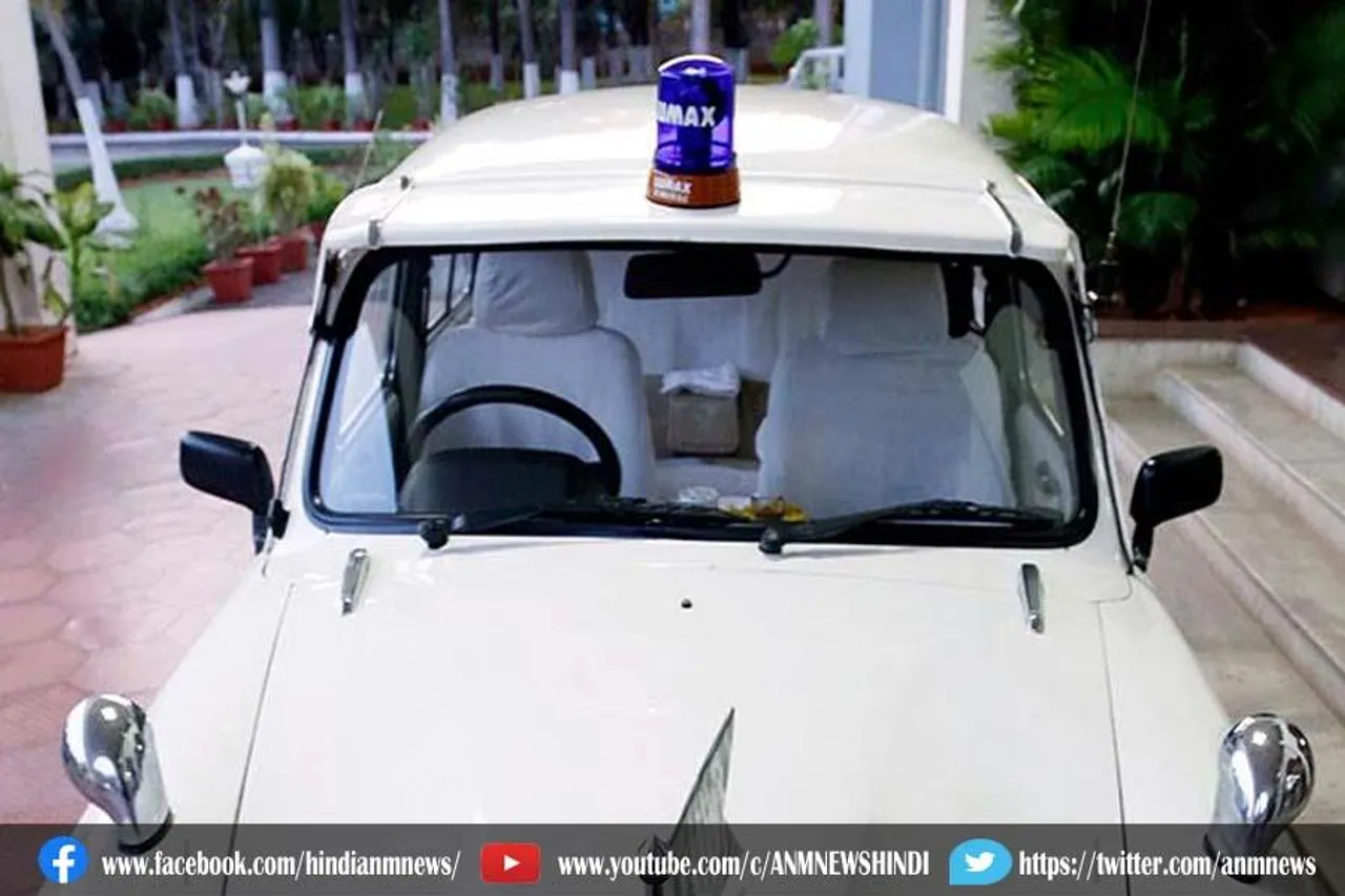 कोलकाता पुलिस ने नीली बत्ती के दुरुपयोग के खिलाफ अभियान तेज किया