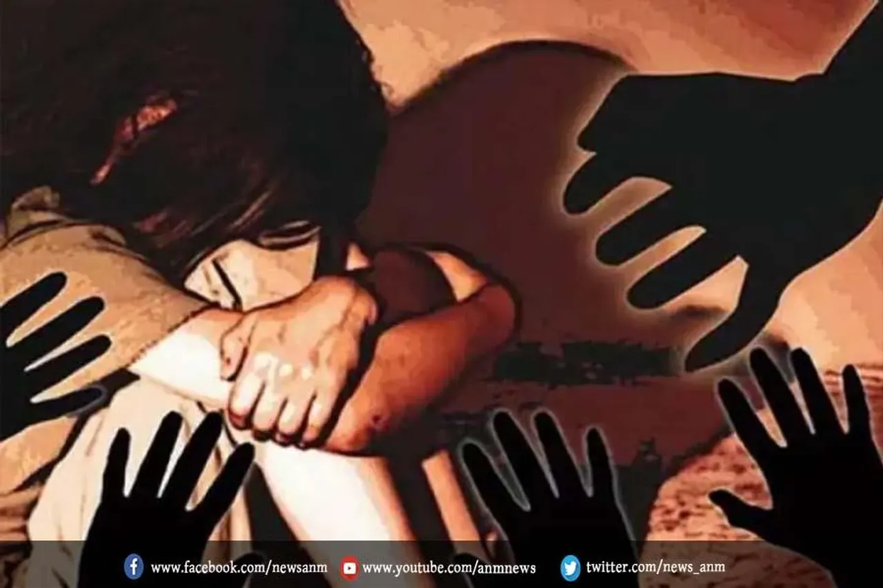 नाबालिग छात्रा के साथ गैंगरेप