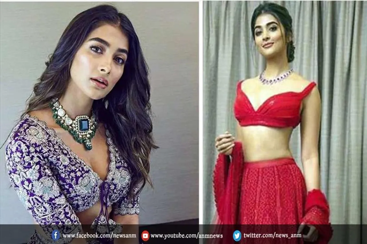 पूजा हेगड़े ने मुंबई से शेयर की तस्वीर