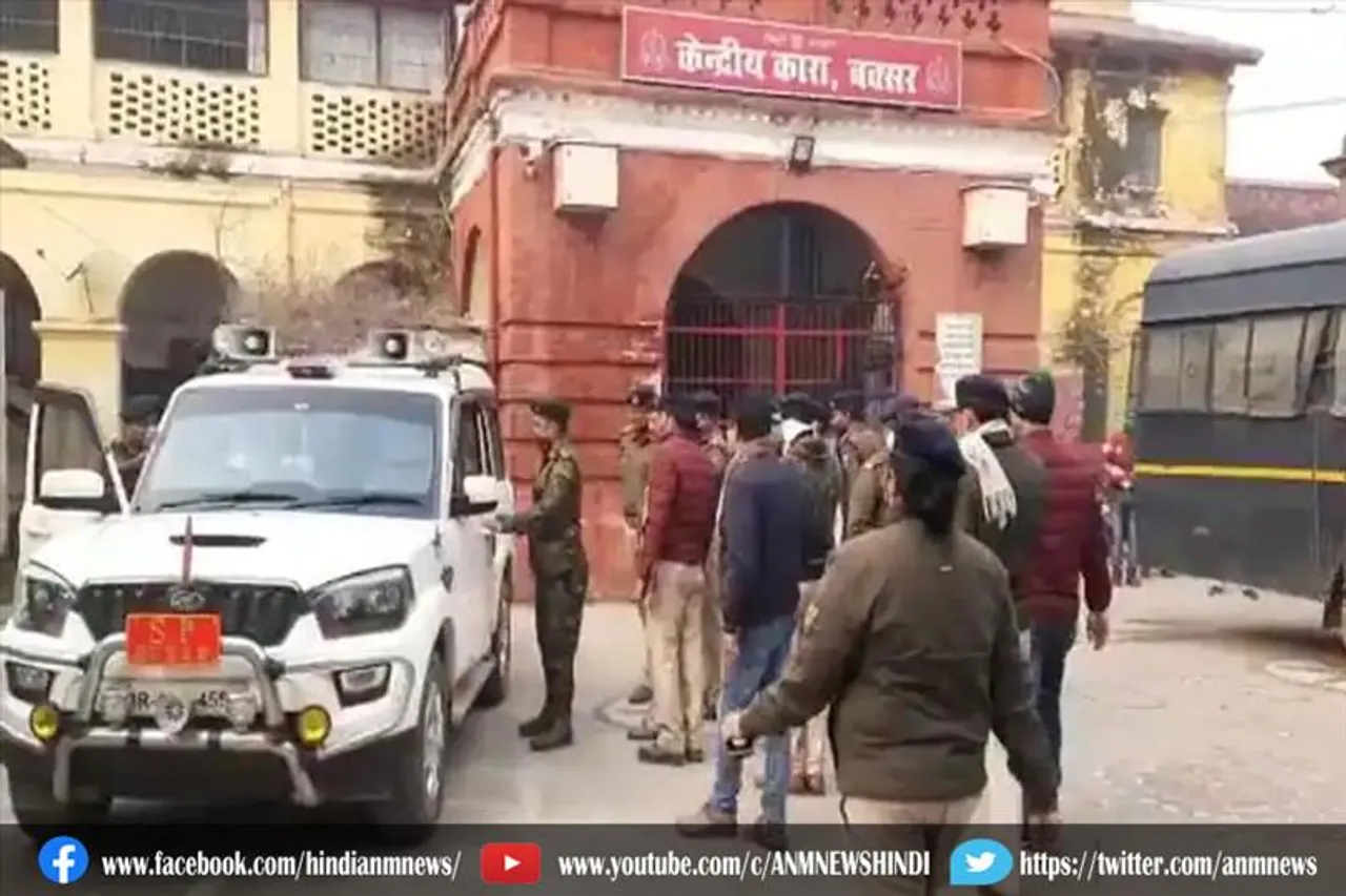 बिहार के अलग-अलग जेलों में छापेमारी, कैदियों में हड़कंप