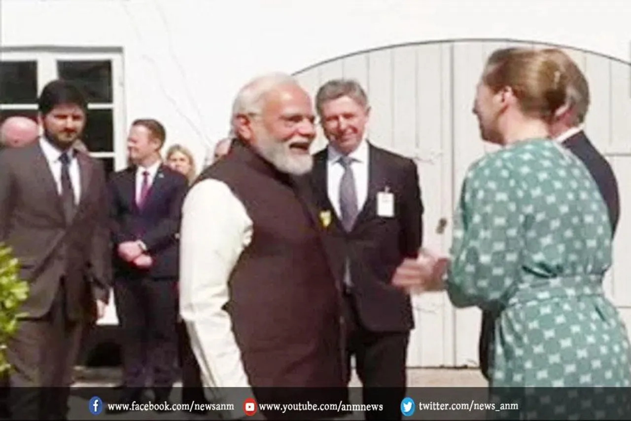 पीएम ने डेनमार्क की पीएम के आवास का दौरा किया