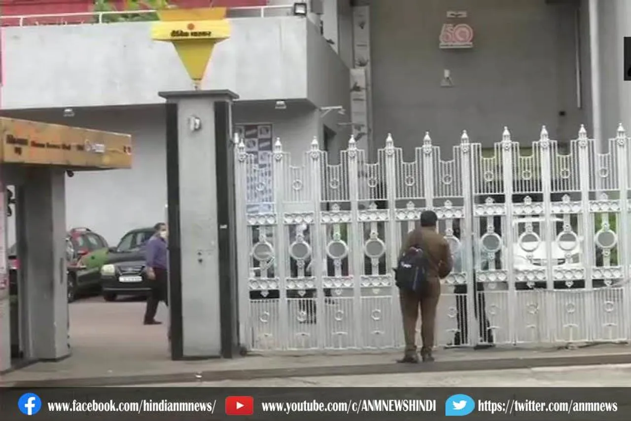 भास्कर के विभिन्न शहरों में आयकर छापेमारी