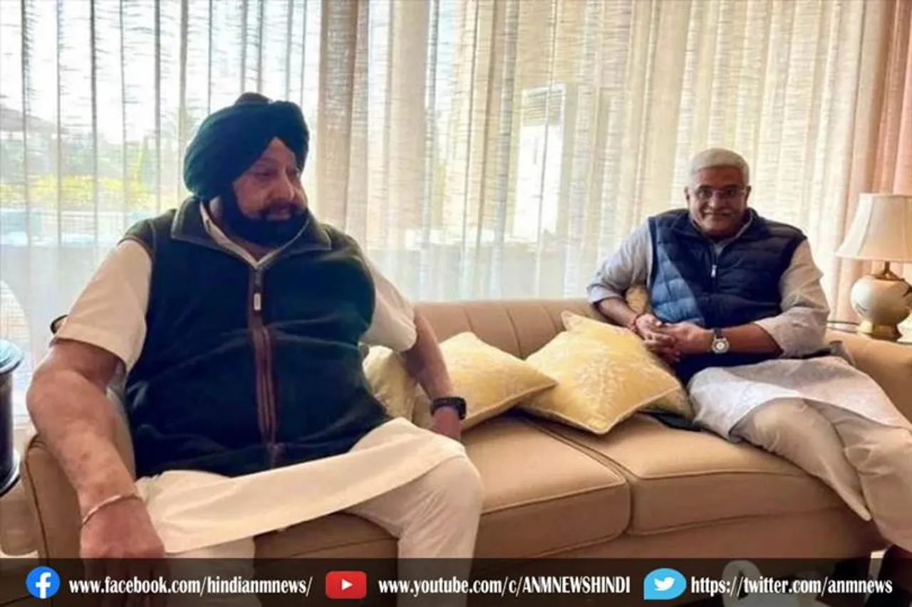 अमरिंदर से मिलने पहुंचे शेखावत