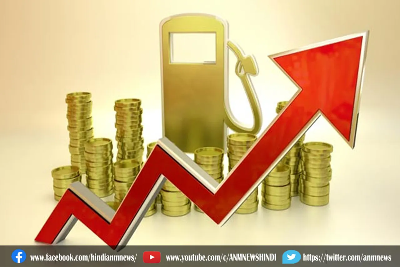 कोलकाता में पेट्रोल की कीमत लगभग 100 रुपये प्रति लीटर