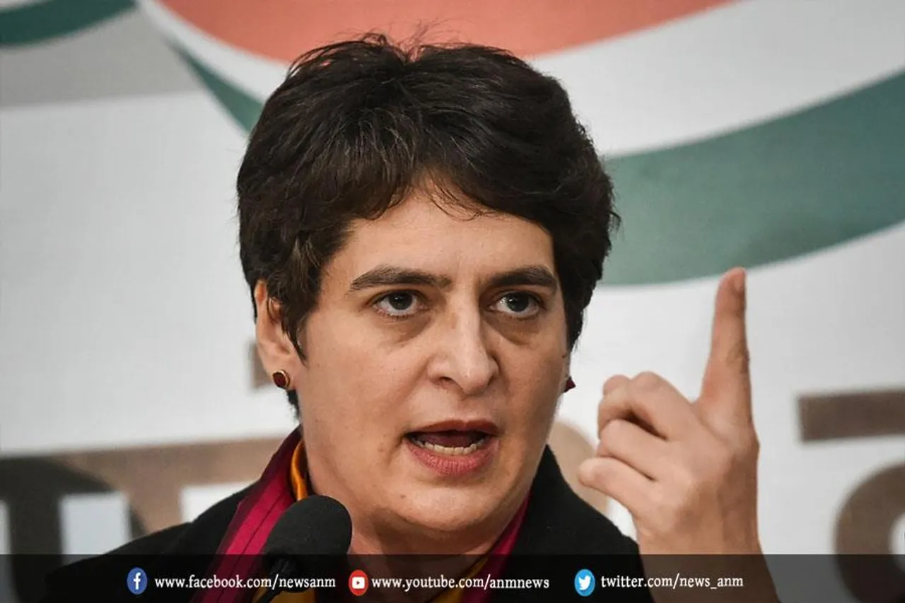 महिलाओं को एक अलग राजनीतिक इकाई तरह मतदान करना चाहिए: प्रियंका गांधी