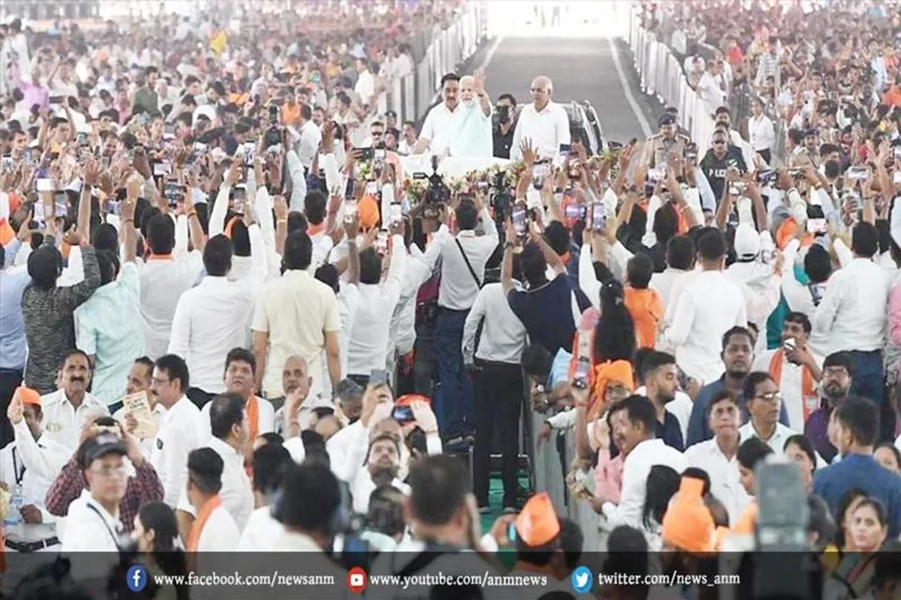 पीएम मोदी का रोडशो