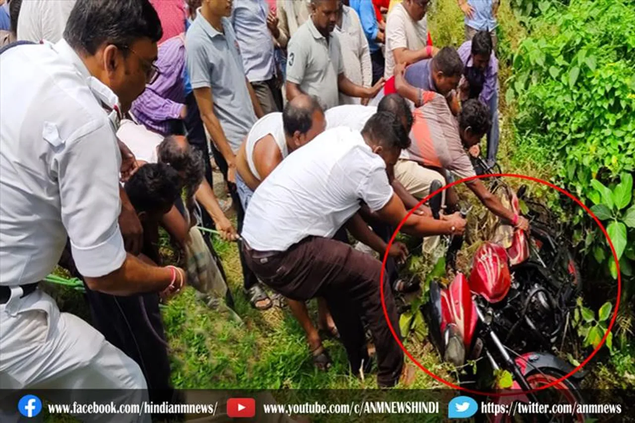 आरोपियों की निशानदेही पर मृतक राजेश का बाइक बरामद