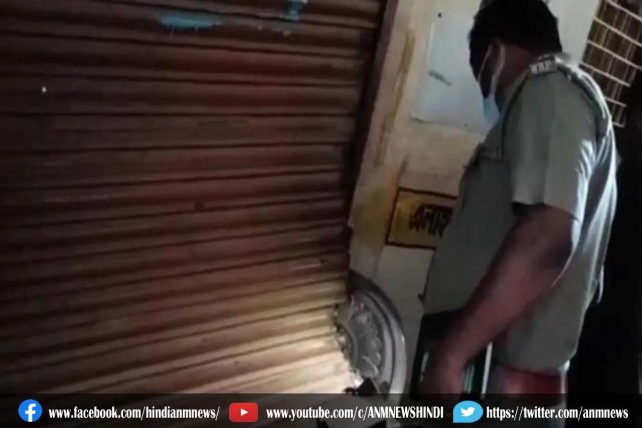 बैंक डकैती करने आये चोरों को लौटना पड़ा खली हाँथ