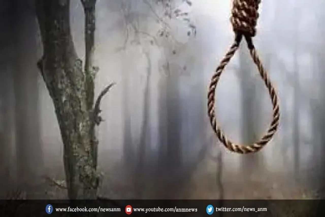 राजस्थान में पेड़ से मिला साधु का शव