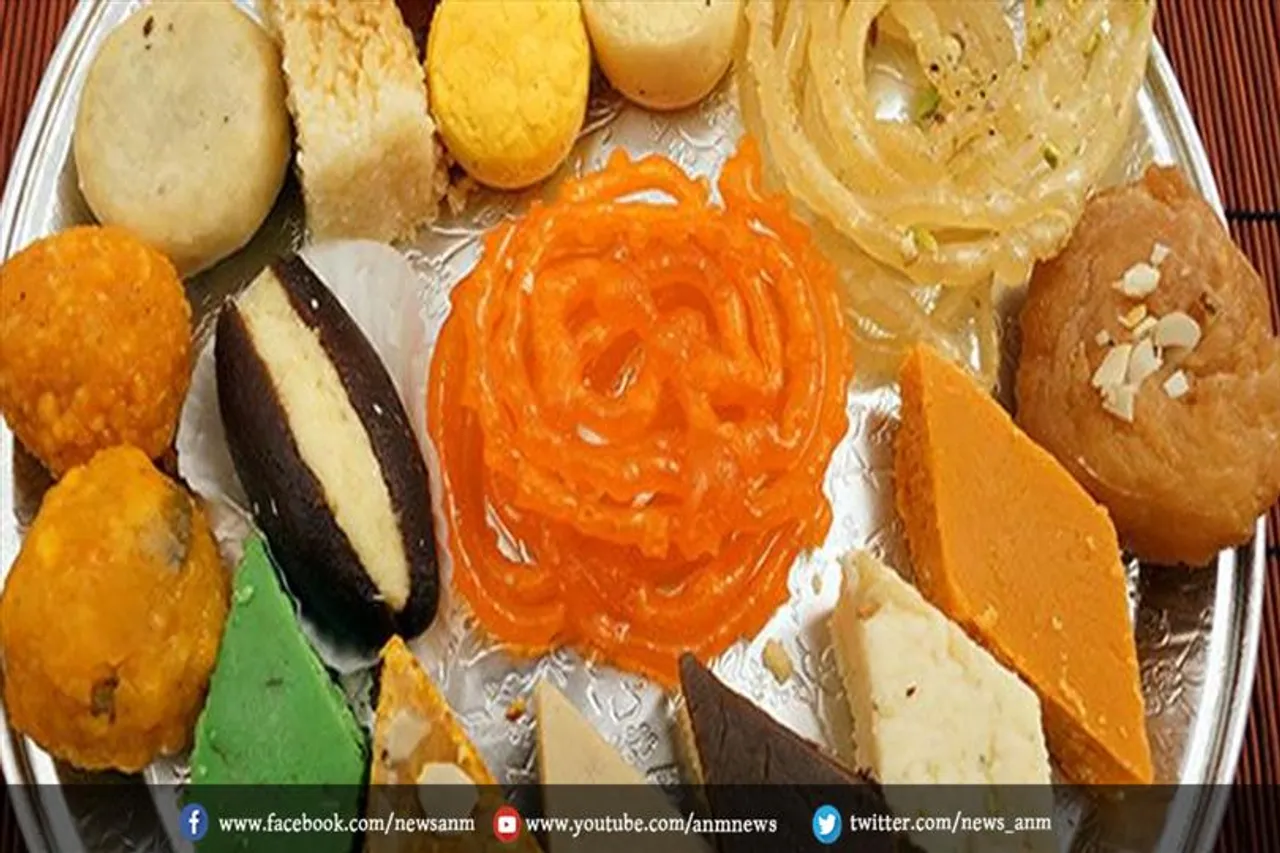 दिवाली में कुछ खास मीठा खाना मुँह में ला सकता है पानी