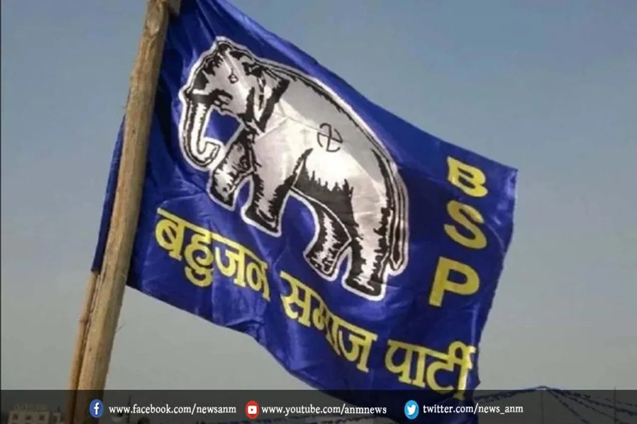टिकट न मिलने पर बागी हुए सपा विधायक रिजवान हाथी पर सवार