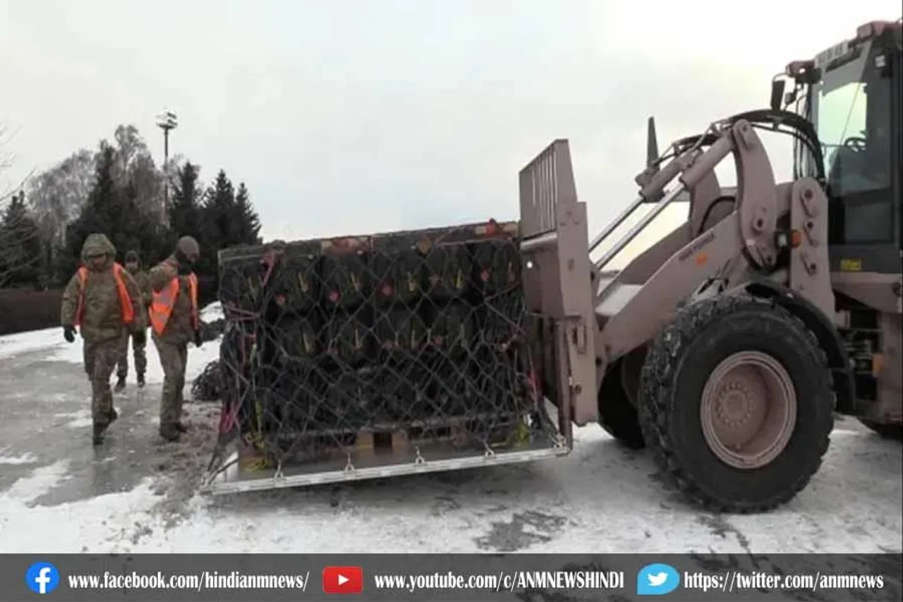 यूरोप की सीमाओं पर बड़ी संख्या में फाइटर जेट्स और युद्धपोत तैनात