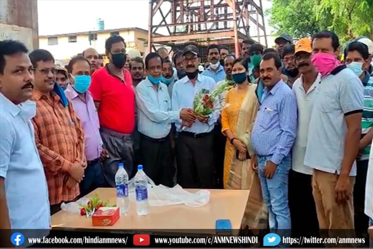 कुनस्तोरिया कोलियरी में विदाई समारोह