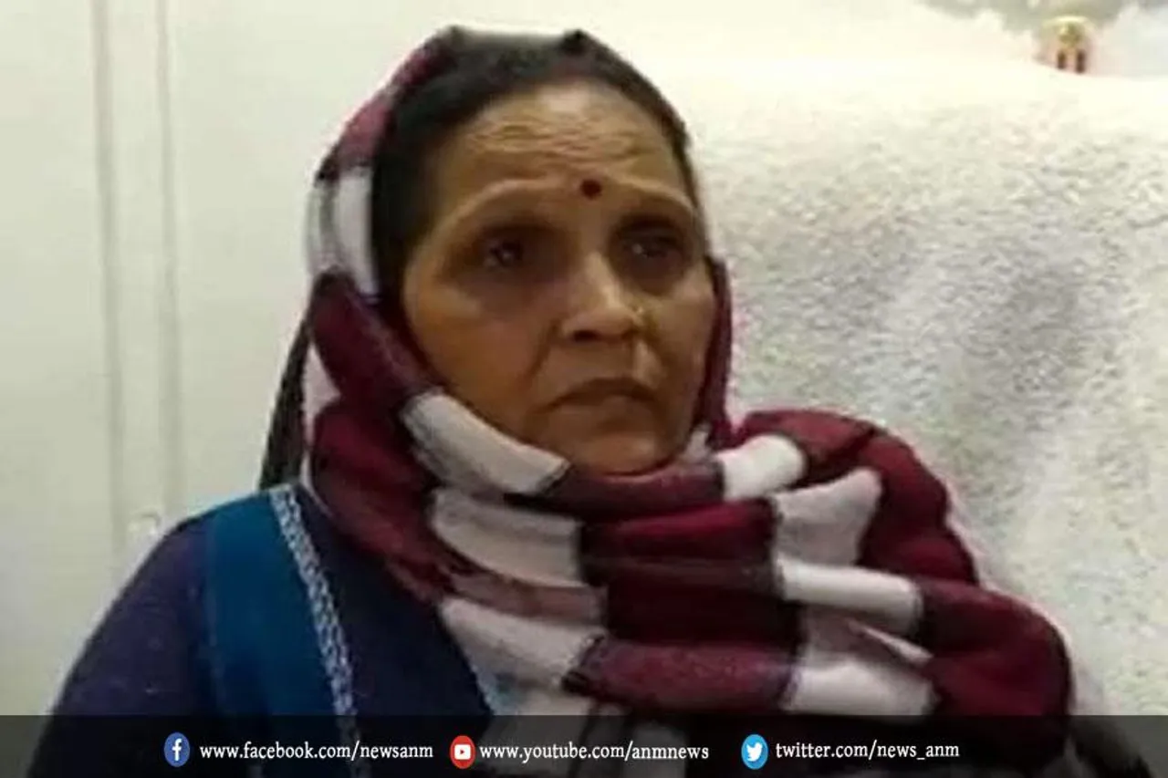 कांग्रेस ने विकास दुबे की रिश्तेदार को दिया टिकट