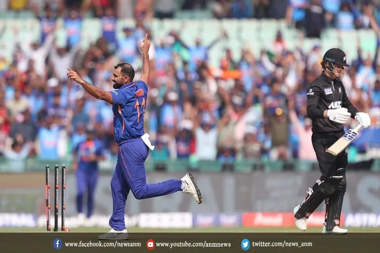 न्यूजीलैंड का नौवां विकेट गिरा