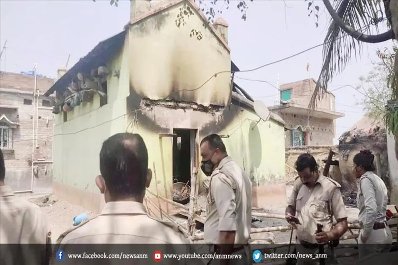 बीरभूम पुलिस की नाकामी: क्या जिला पुलिस कप्तान की जानकारी के बिना जूनियर अधिकारी कार्रवाई कर सकते हैं?
