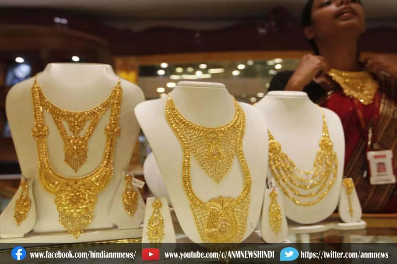 सोना-चांदी दोनों के गिरे भाव