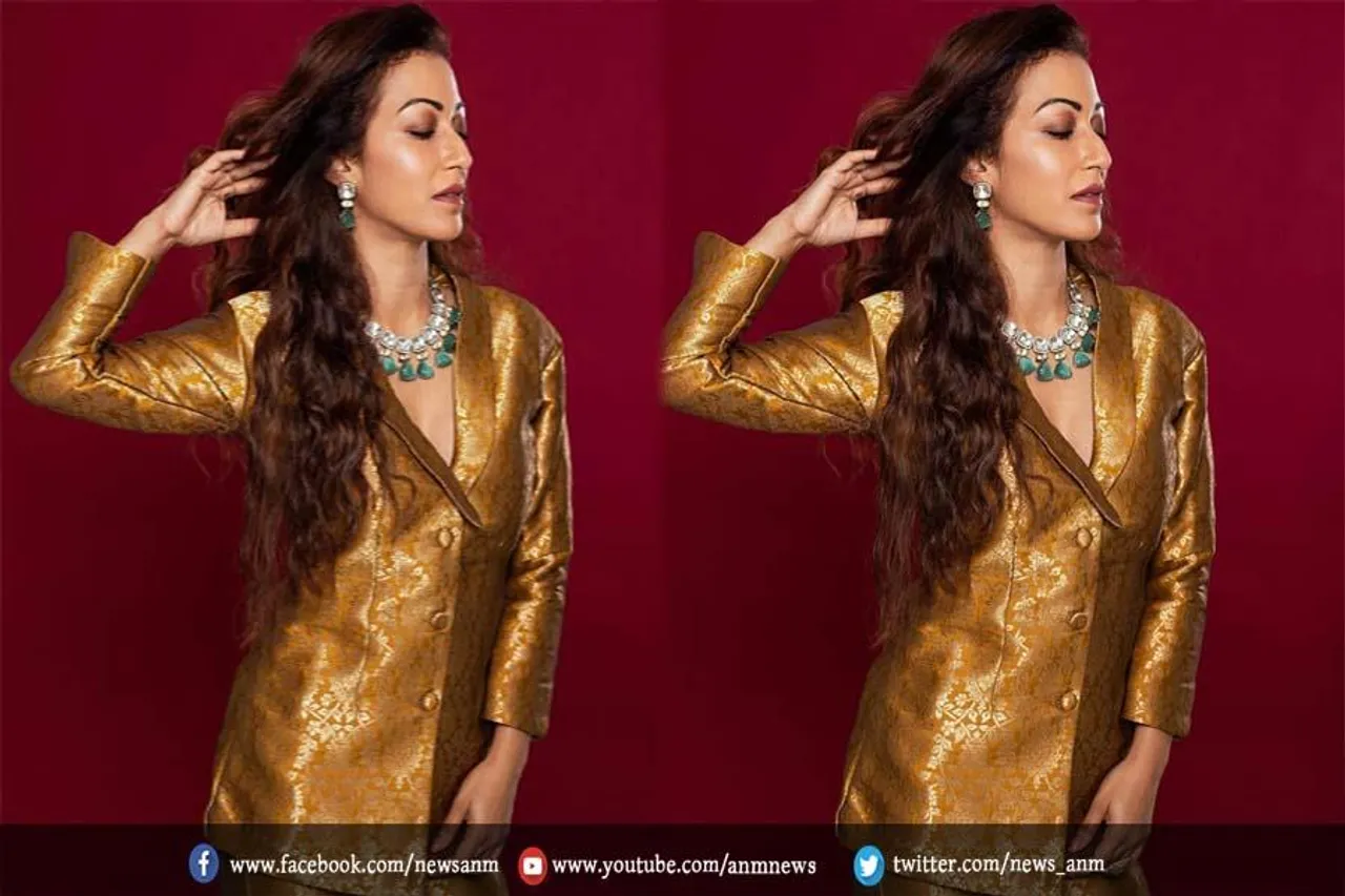 अंजलि भाभी ने लगाया ग्लैमर का तड़का