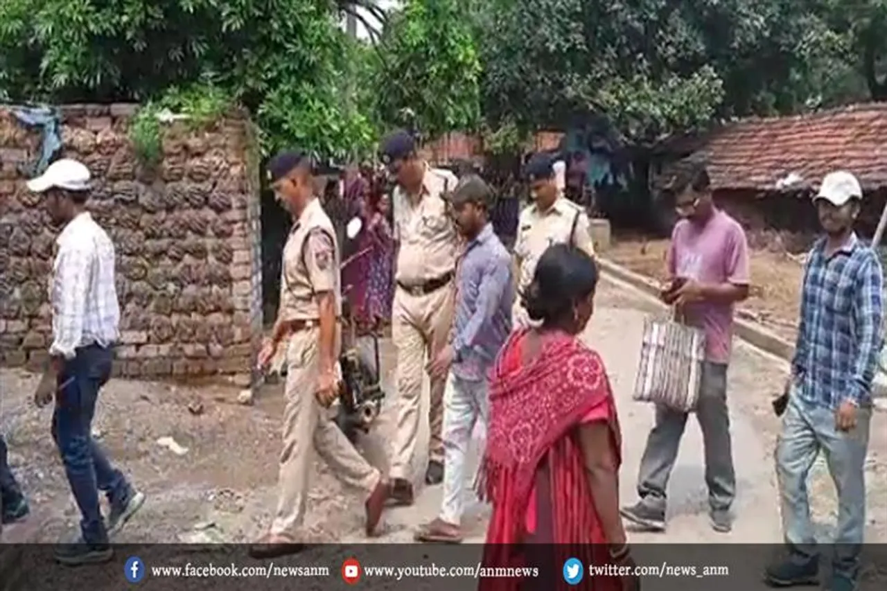 रेलवे द्वारा बस्ती निवासियों को हटने की कोशिश, बस्ती बचाव कमेटी और सीटू के कार्यकर्ता ने किया विरोध