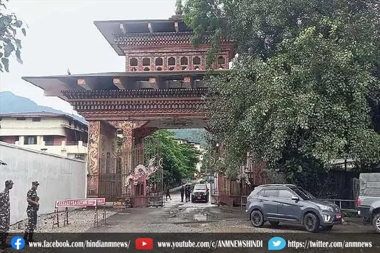 नागरिकों के साथ-साथ विदेशियों से भी लिया जाएगा शुल्क