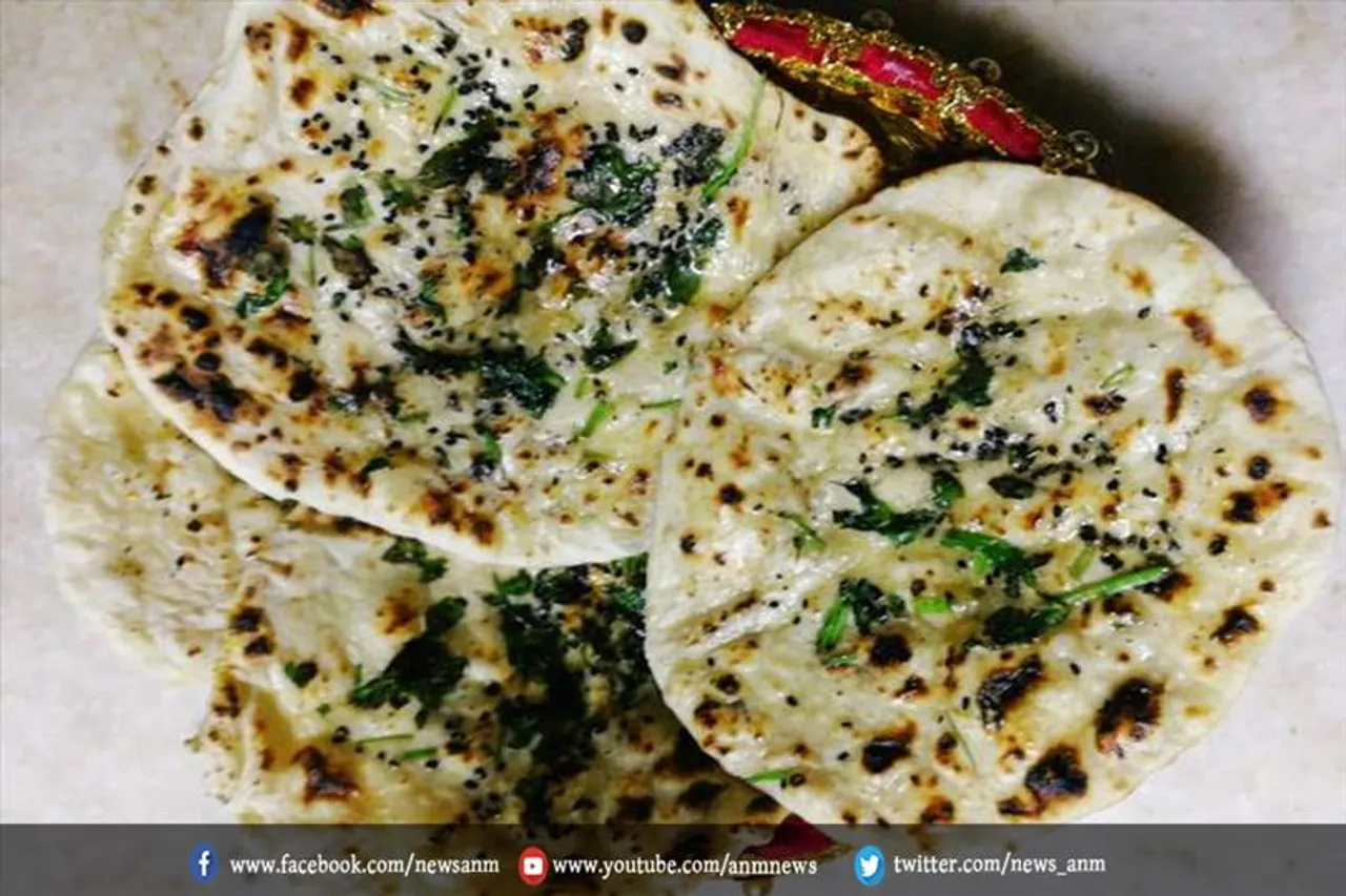 स्वादिष्ट बटर गार्लिक नान रेसिपी