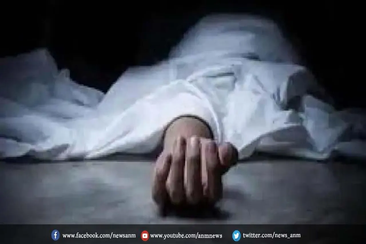 संपत्ति को लेकर बेटे ने की तीन हत्या