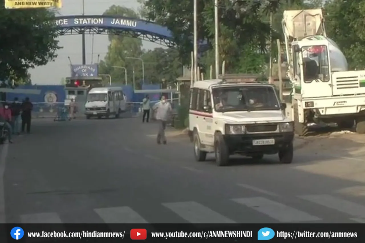 जम्मू एयरपोर्ट पर 2 जोरदार ब्लास्ट